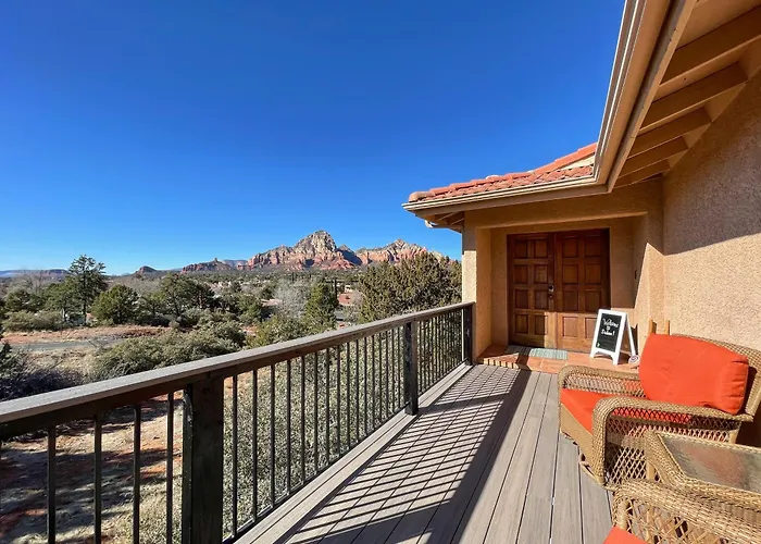 Awe Inspiring Red Rock Views With Hot Tub!