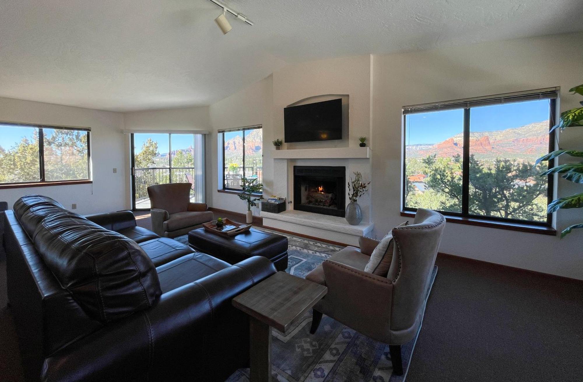 Awe Inspiring Red Rock Views With Hot Tub! *