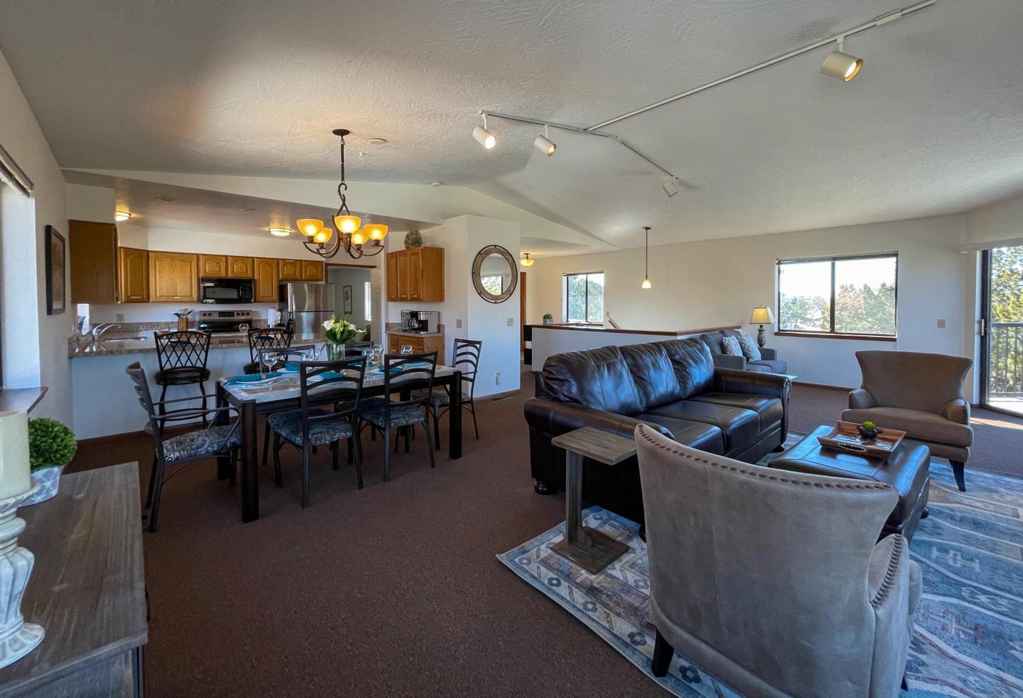 Hébergement de vacances Awe Inspiring Red Rock Views With Hot Tub! *